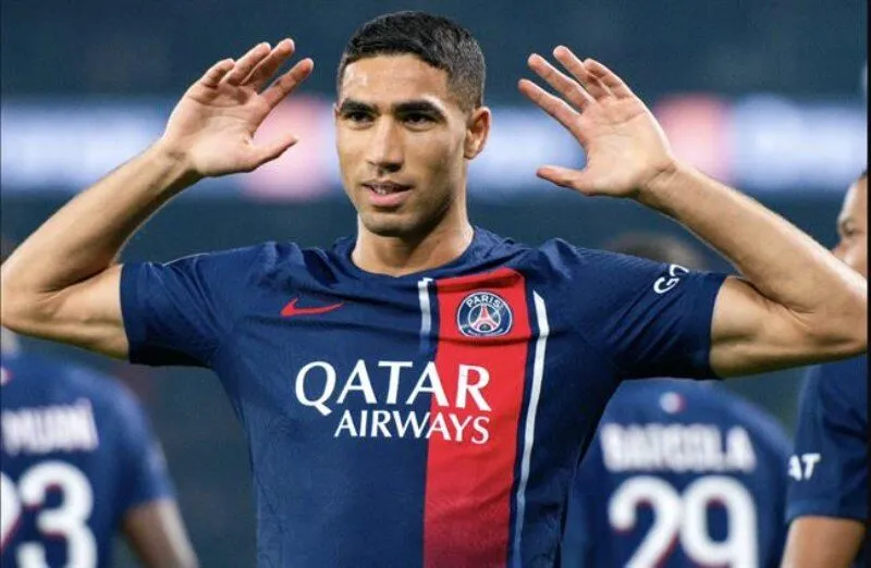 Achraf Hakimi là RB “cứng" của PSG